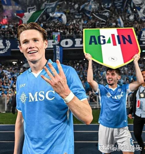 完美！俱乐部捧联赛冠军，国家队进世界