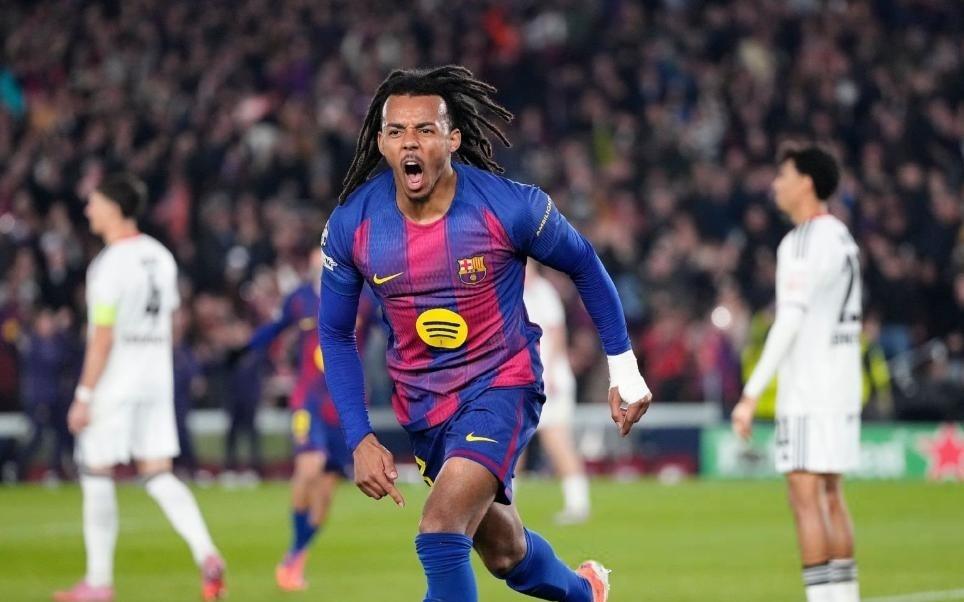 亚马尔超姆巴佩独享历史第1,铁卫梅开二度,巴萨21复仇法兰克福