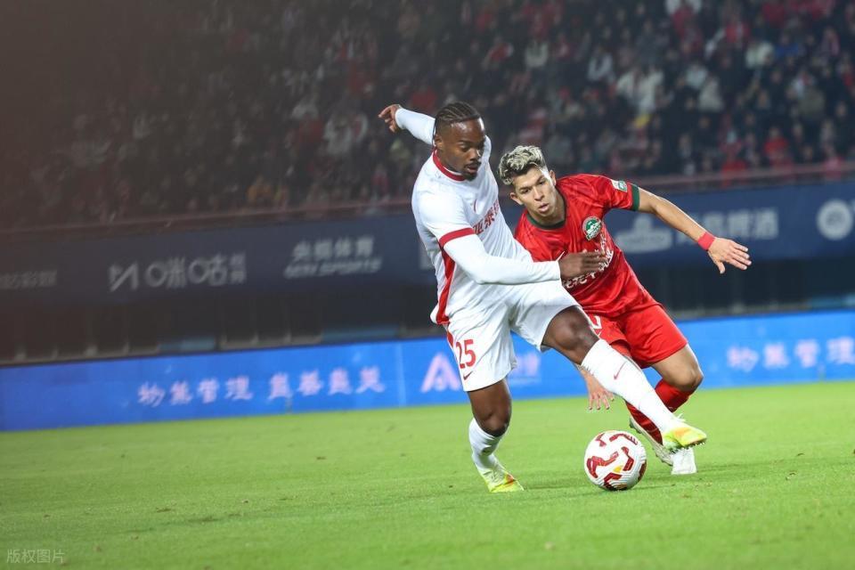 中超保级形势:垫底3队轮番踢国安!新鹏城握5分优势+需战2争冠队