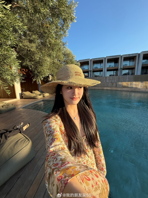 JKL女友吴55晒照：希腊扎金索斯旅游日记