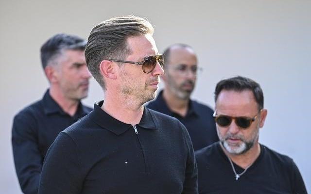 记者：利物浦CEO爱德华兹将与老板会谈，讨论创纪录费用签伊萨克
