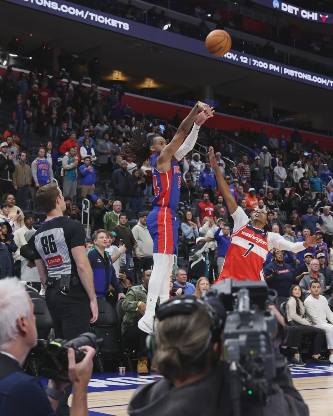 46+12+11+5历史第一人！狂打31铁超科比！他会成为下一个巨星吗