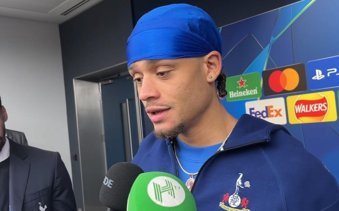 哈维西蒙斯:很享受现在的状态我和孙兴慜稍微聊了一下