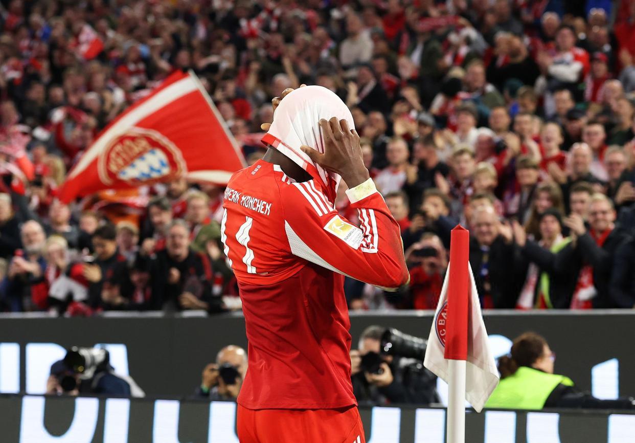 30！凯恩罕见哑火，拜仁笑傲强强对决，15连胜叫板欧冠冠军