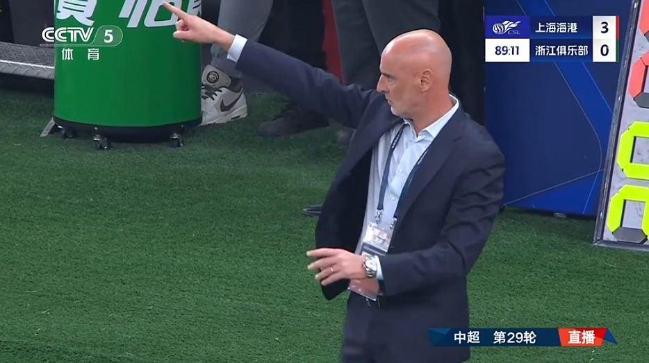 打平夺冠！3连冠成中超新霸主媒体人：上港王朝需外战成绩证明