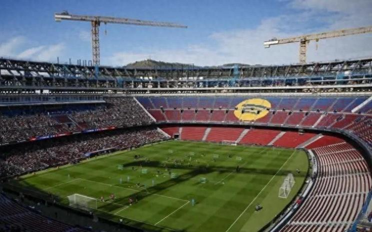 巴萨主场迎战阿拉维斯：开放客队看台，巨幅马赛克庆126周年