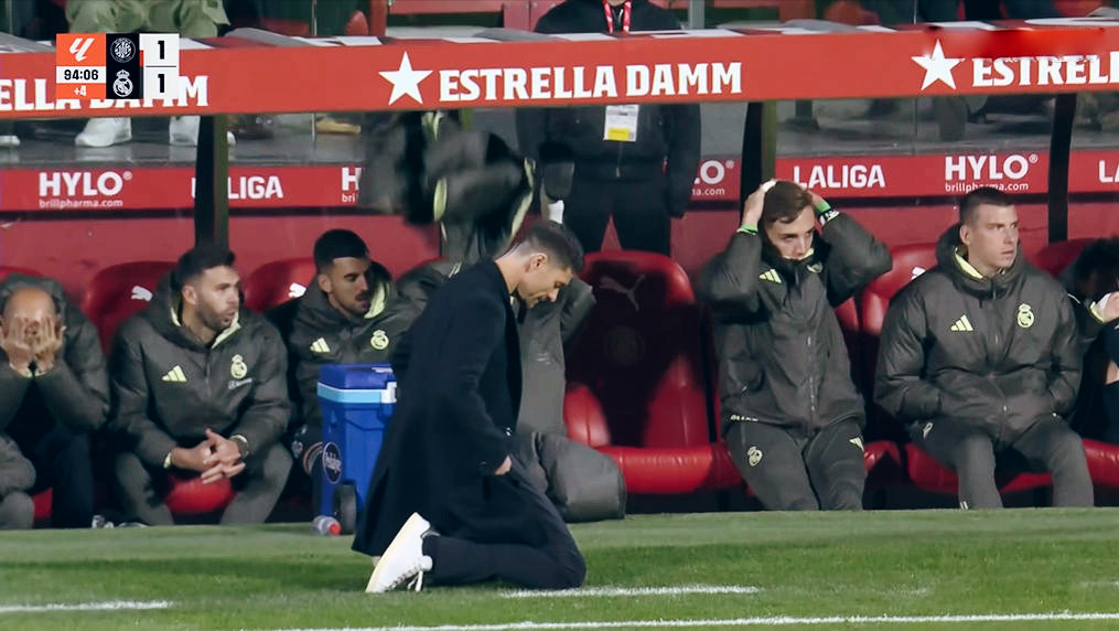 爆冷丢分!阿隆索跪了,皇马3轮不胜丢榜首,核心弊端直至1人