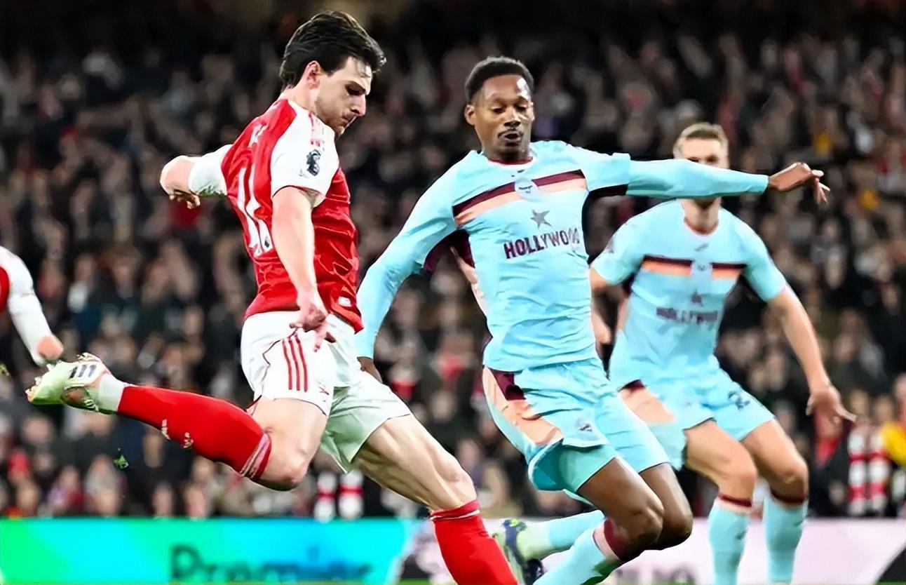 英超最新积分榜:枪手20稳居第1,蓝军13下滑第4,利物浦11