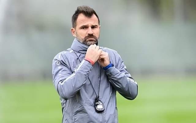 世界名帅!47岁“中超水货教练”欧洲爆发:执教欧冠劲旅!