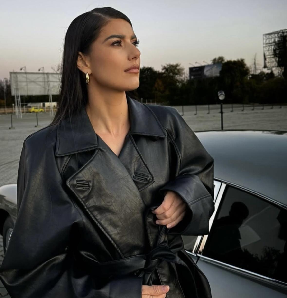 在辉煌与遗憾之间：科斯蒂亚的告别与自白