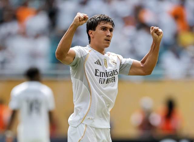 9場0球！皇馬21歲前鋒枯坐板凳英超3隊有意：報價2000萬