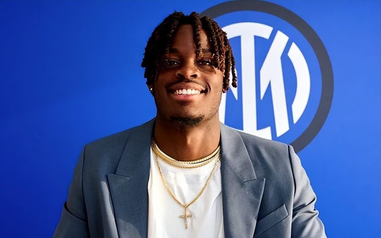 冬窗潜在转会11人盘点:巴萨门将国米后卫入选,英超火爆边锋在列