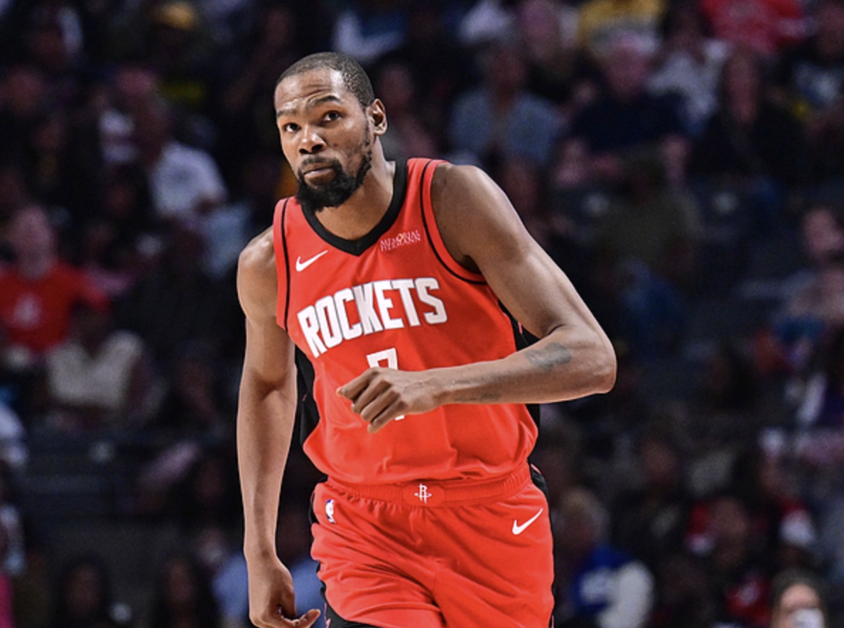 降薪3000万美元!杜兰特做出了决定!詹姆斯的NBA纪录被打破了