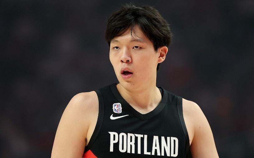 队记解析杨瀚森处境:不可能每场给25分钟也不愿下放锻炼太久