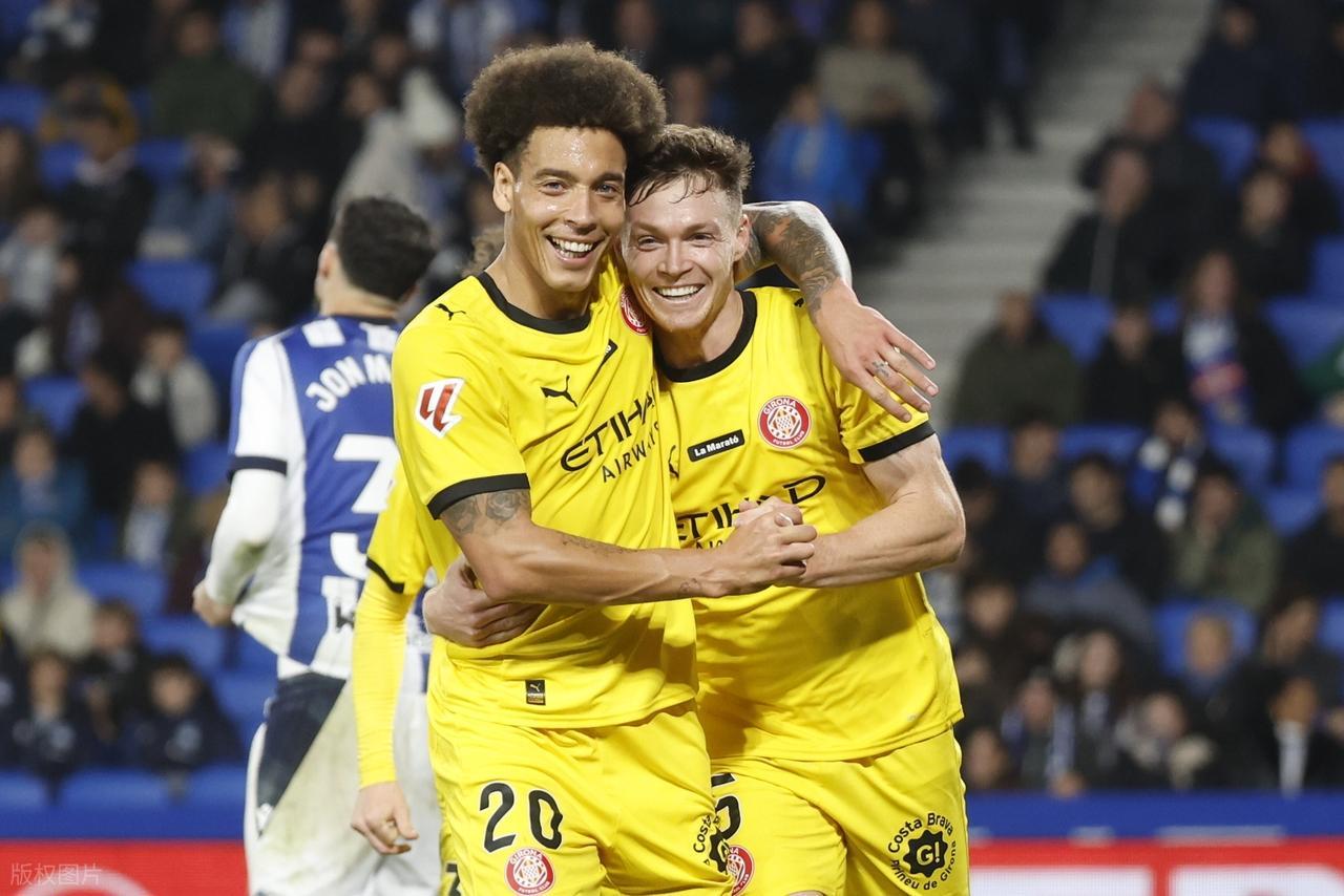 西甲最新积分战报赫罗纳逆转绝杀逃出降级区皇马落后巴萨4分