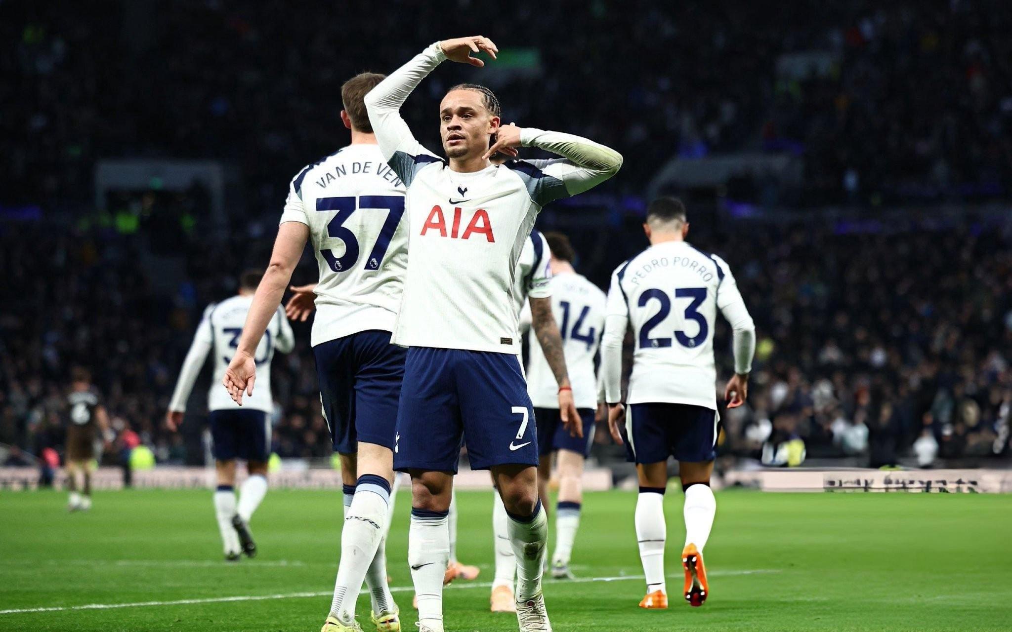 哈维西蒙斯:我有点想念我的庆祝动作,所以必须好好庆祝下