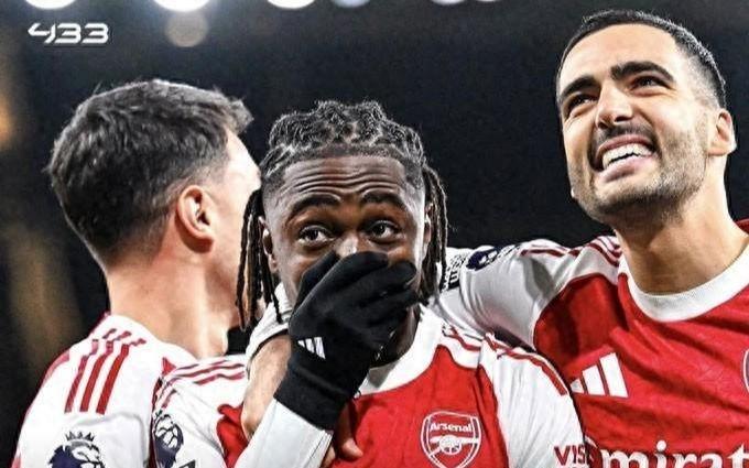 卡拉格直言：唯一能阻止阿森纳夺冠的，只有他们自己