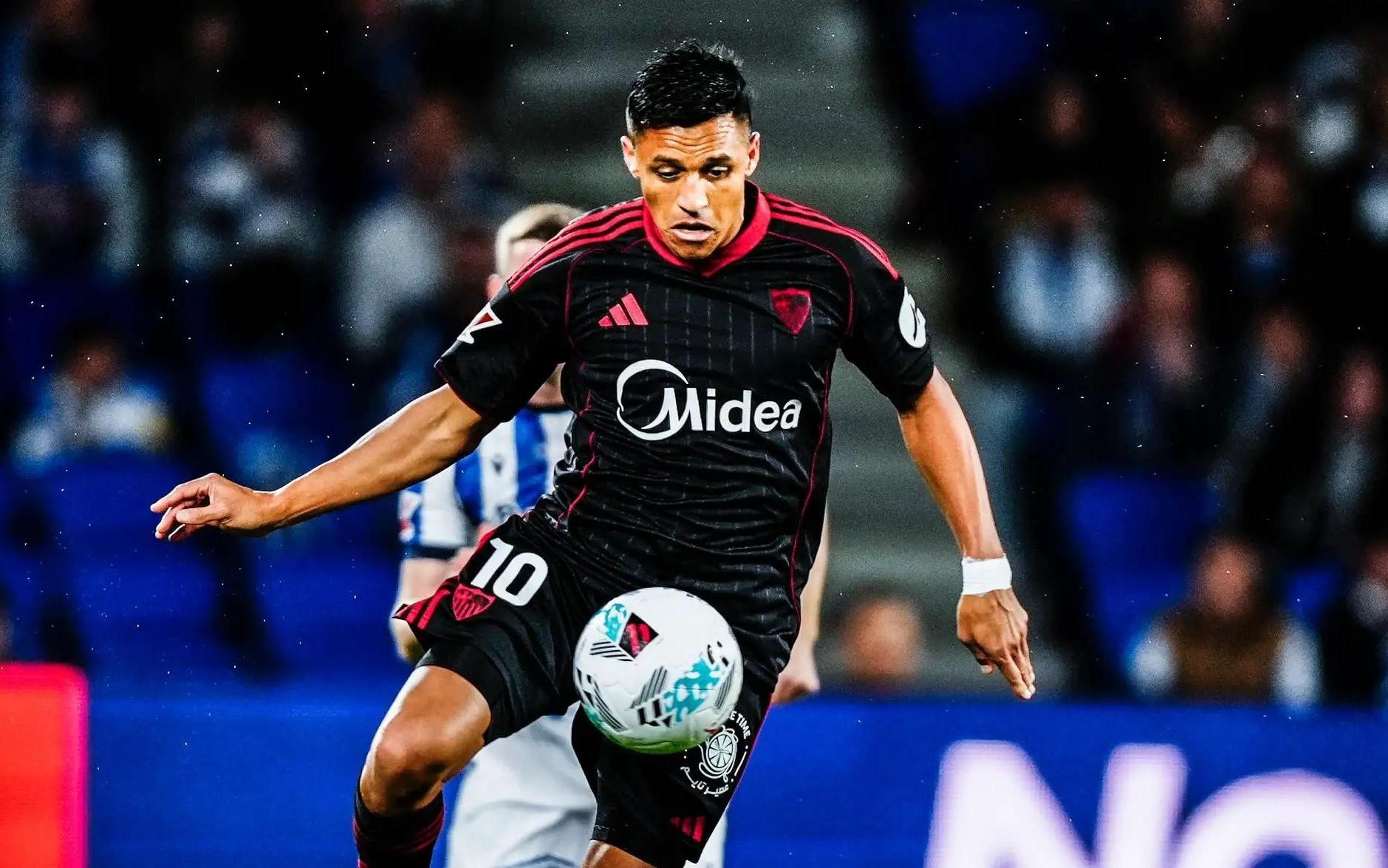 塞维利亚官方:桑切斯右大腿股二头肌损伤,复出时间待定