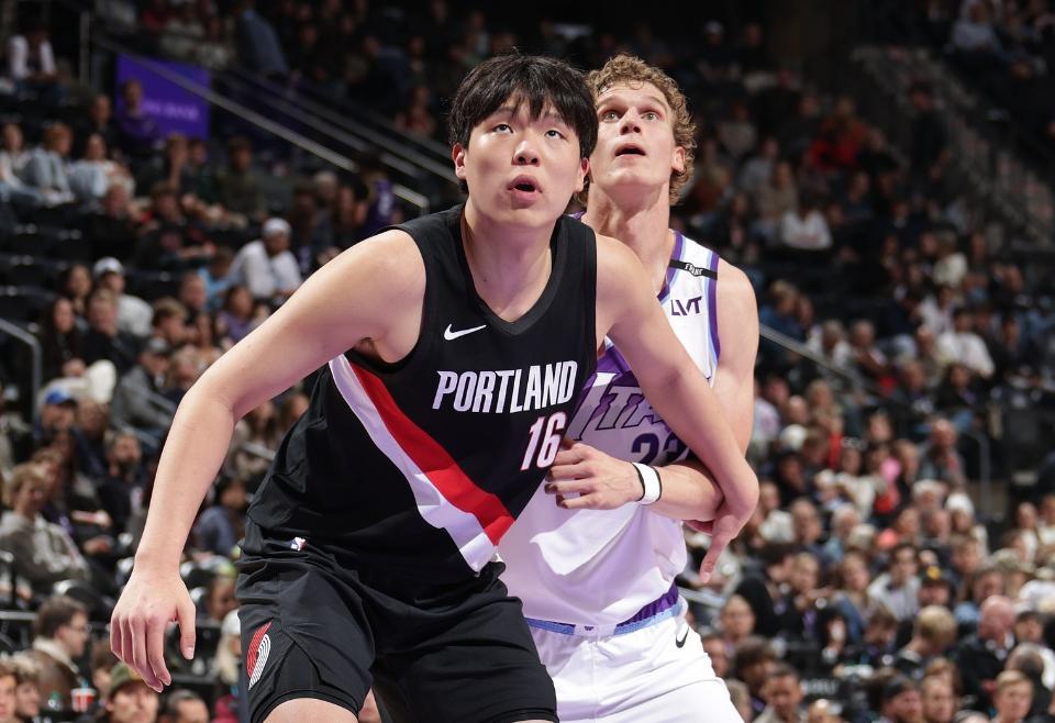 杨瀚森被打成ATM，对手6次挡拆4次得分，美国球迷喊话让他滚出NBA