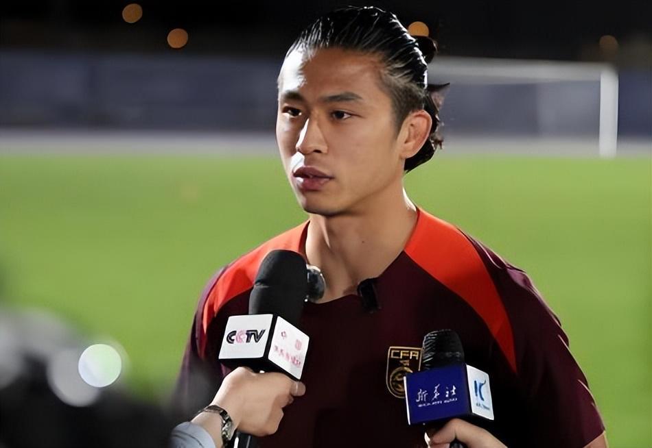 意外！张源新东家既不是英博也不是津门虎，未来他可能去上港效力