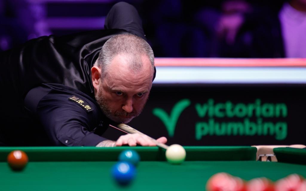 体坛联播曼联战平西汉姆5轮仅1胜,米兰意大利杯遭淘汰