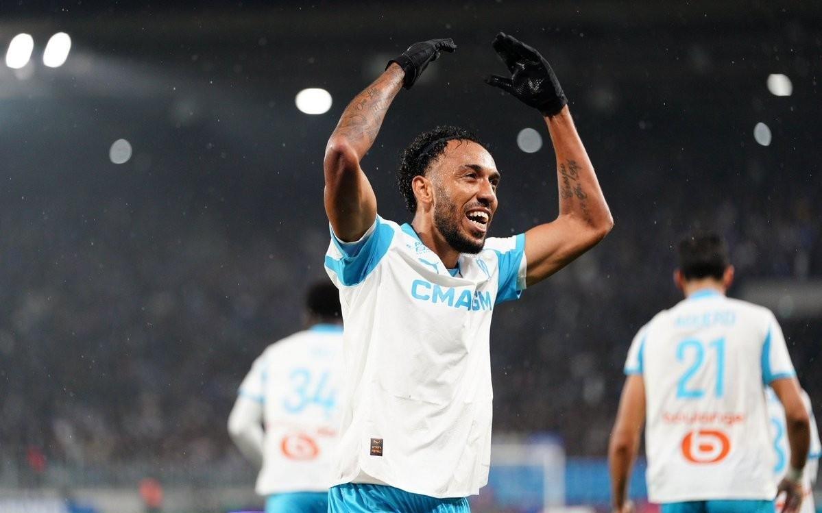 里程碑，奧巴梅揚打入職業(yè)生涯第400球