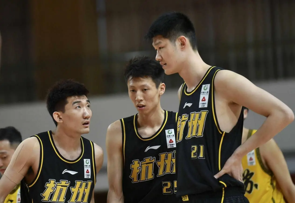 CBA库里回归！热身赛2战均砍全队最高分，找回600万顶薪身手