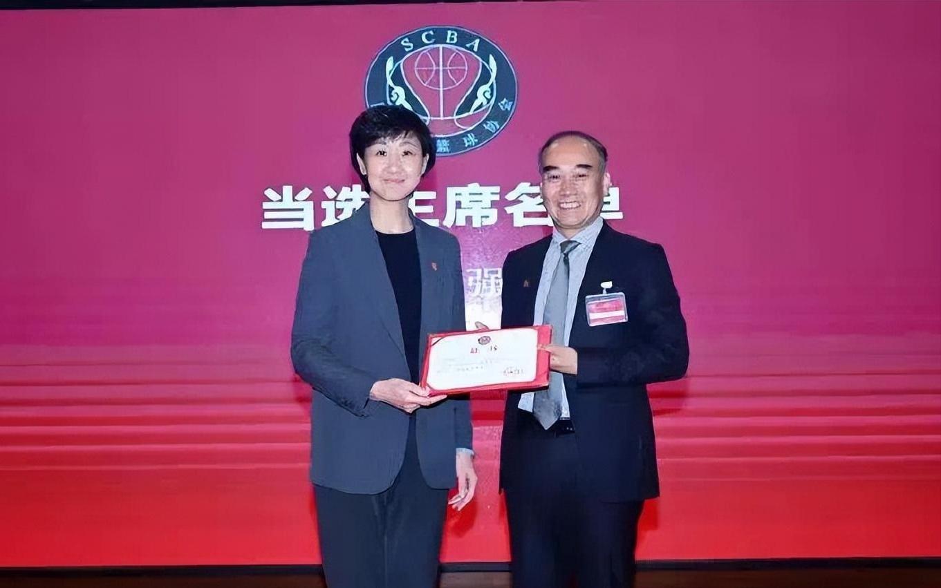 新赛季唯一全华班的球队曾经的冠军豪门，离开CBA只是时间问题