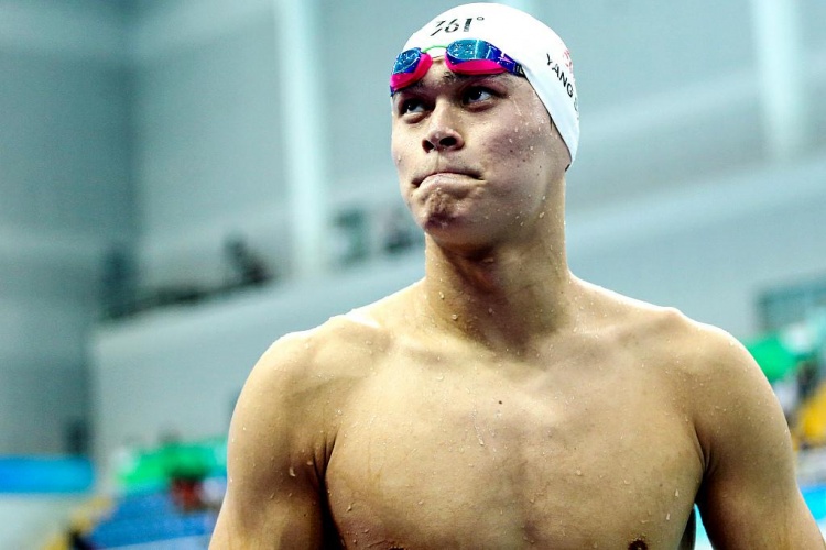 孙杨800米自由泳选择退赛，今晚19点30将参加200米自由泳决赛