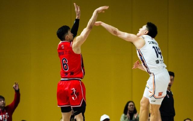 CBA大交易完成！男篮新星加盟山西队，携手张宁，潘江冲击总决赛