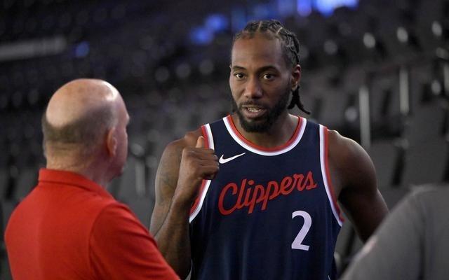 队记：快船尚未面临NBA调查质询不排除小卡被禁赛取消合同可能