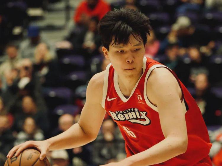 上场35分钟!杨瀚森20分7板7助!两项数据打破生涯纪录