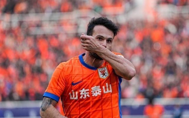 中超最激烈金靴争夺战:卡扎开挂法比奥末轮绝杀