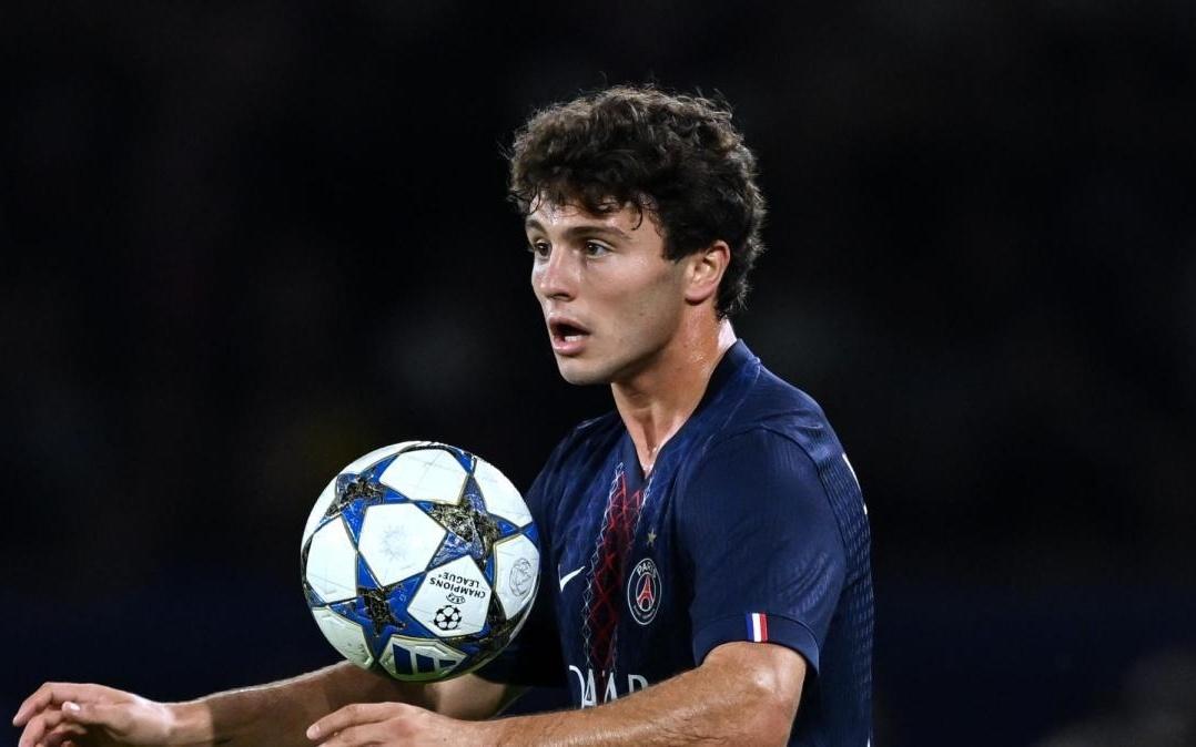 若昂内维斯:踢中场是最好选择,没想过踢前锋或后卫的样子