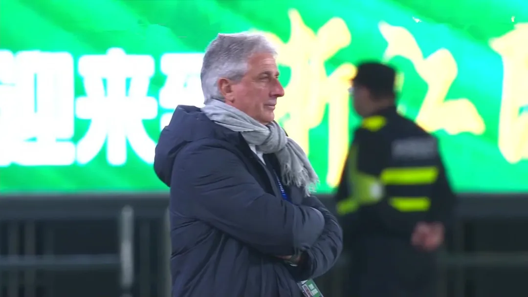 中超第8确认换帅!62岁老帅已抵达,曾两度率浙江队斩获联赛季军