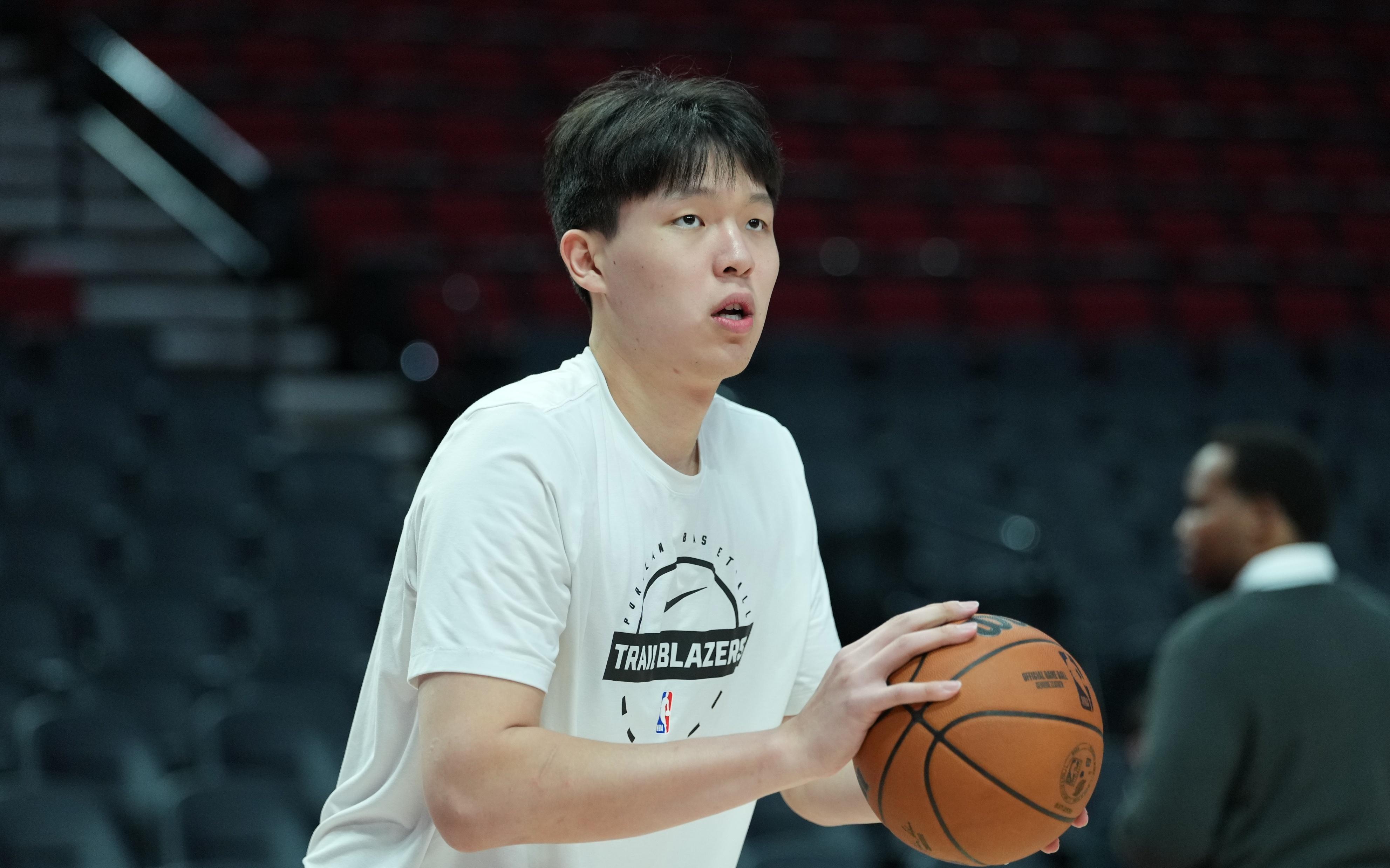 17分钟变2分钟!杨瀚森又濒临被弃用,还不如直接去发展联盟打!