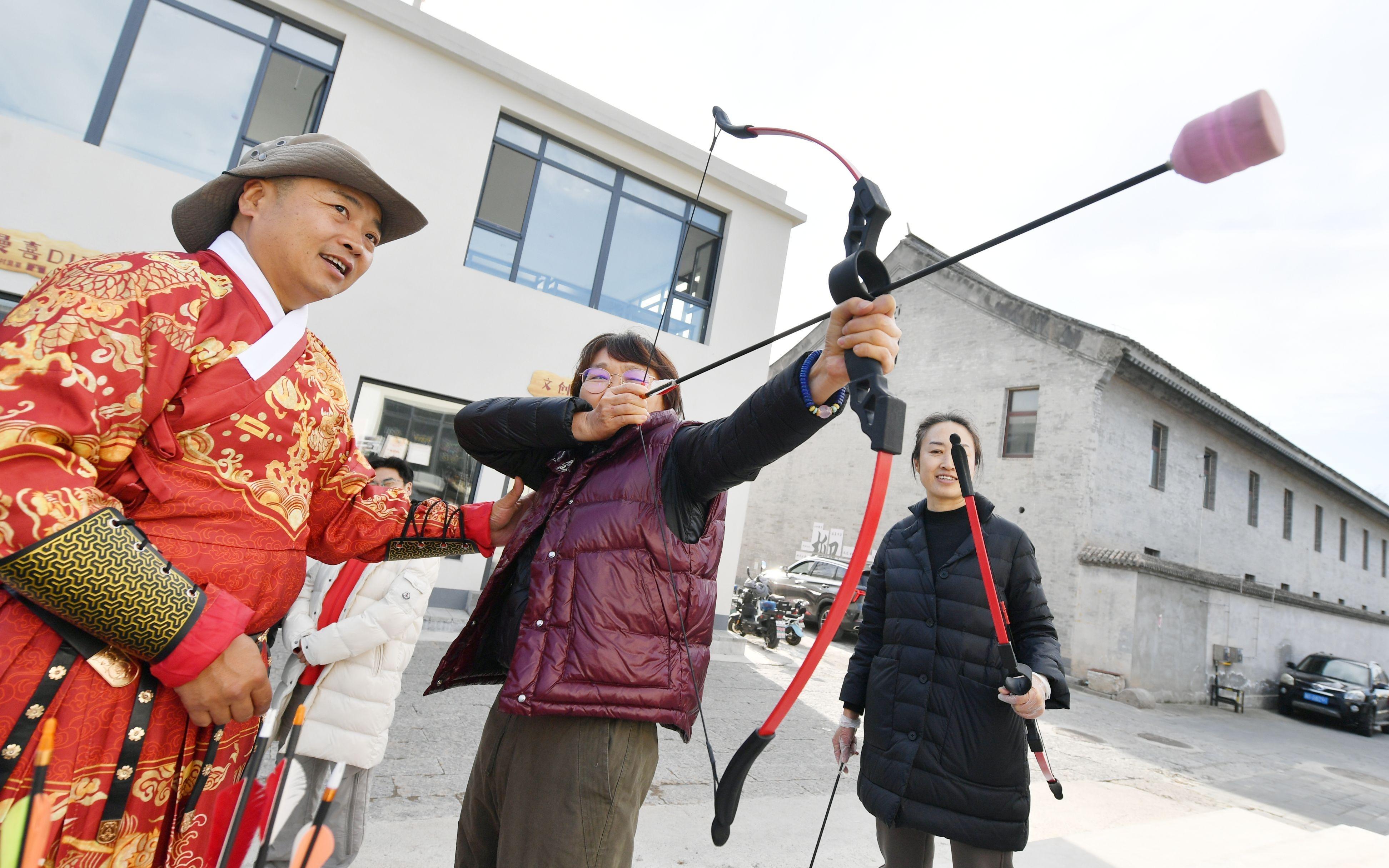延庆奥林匹克园区开始造雪，预计本月下旬彩虹雪道将首批开放