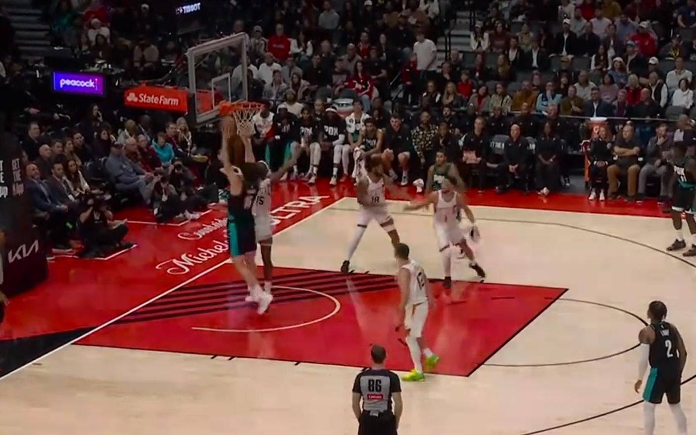 去发展联盟锻炼真的有效!5分钟4分1助攻,杨瀚森回来了