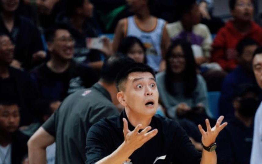 辽宁输北京后再遭打击!杨鸣或被篮协重罚:辽篮这一次输麻了