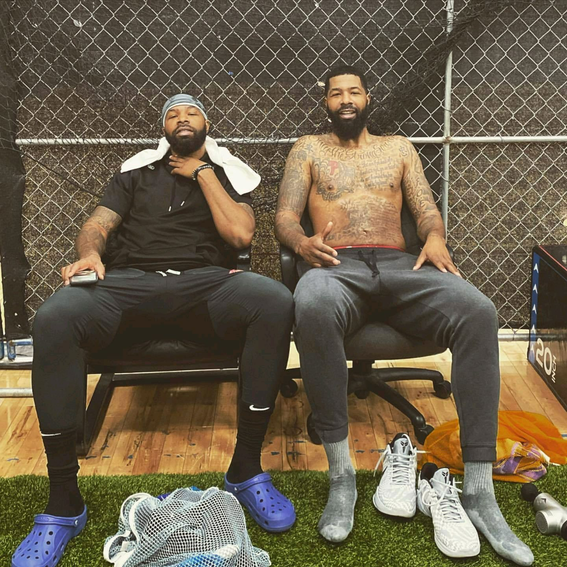 NBA生涯告急！双胞胎兄弟同时离开，曾扬言暴打约基奇+涉赌场欺诈