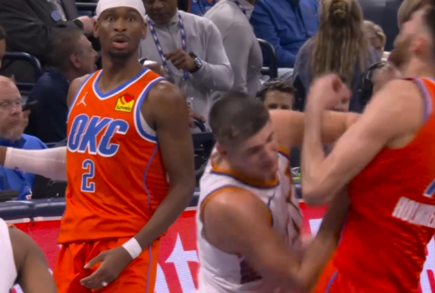 输球又输人！太阳阿伦怒推霍姆格伦吃二级恶犯被驱逐正负值41