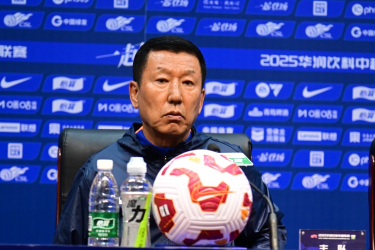 崔康熙狂怼记者：你是老板吗我随时备好行李所有责任主教练承担