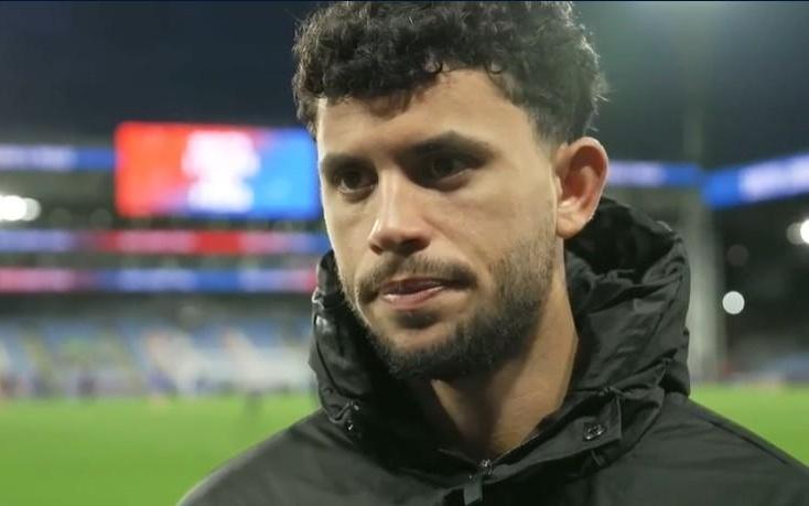 努内斯：不管谁在我身前位置踢球，我都