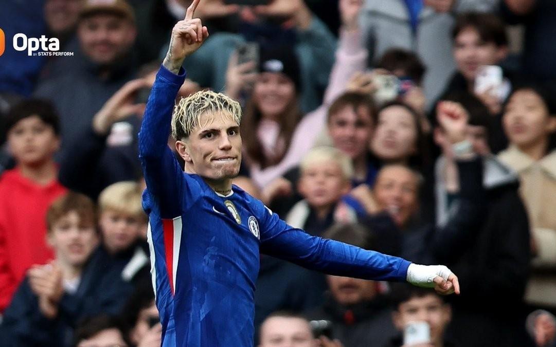 加纳乔迎来英超百场,有望成达成这一里程碑最年轻的南美球员