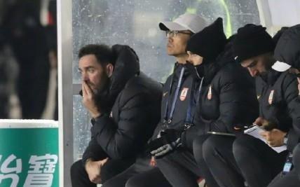 苏亚雷斯：作为主教练我要承担责任，球队有明显的变化和提高