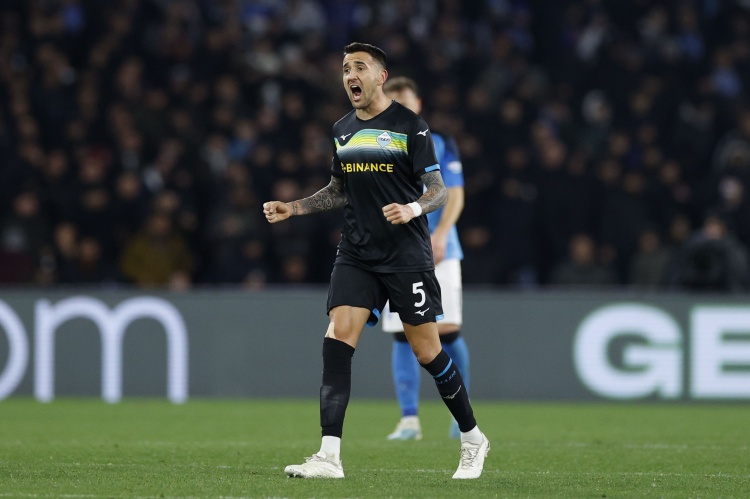 迪马济奥：贝西诺将与拉齐奥签下11年续约合同，税后年薪200万