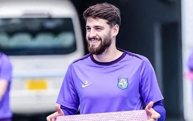 大爱中国!中超强援:中国发展前景很好,经济规模远超我祖国!