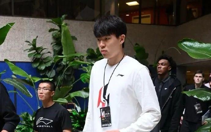 杨瀚森的NBA生涯，从学习反诈宣传开始