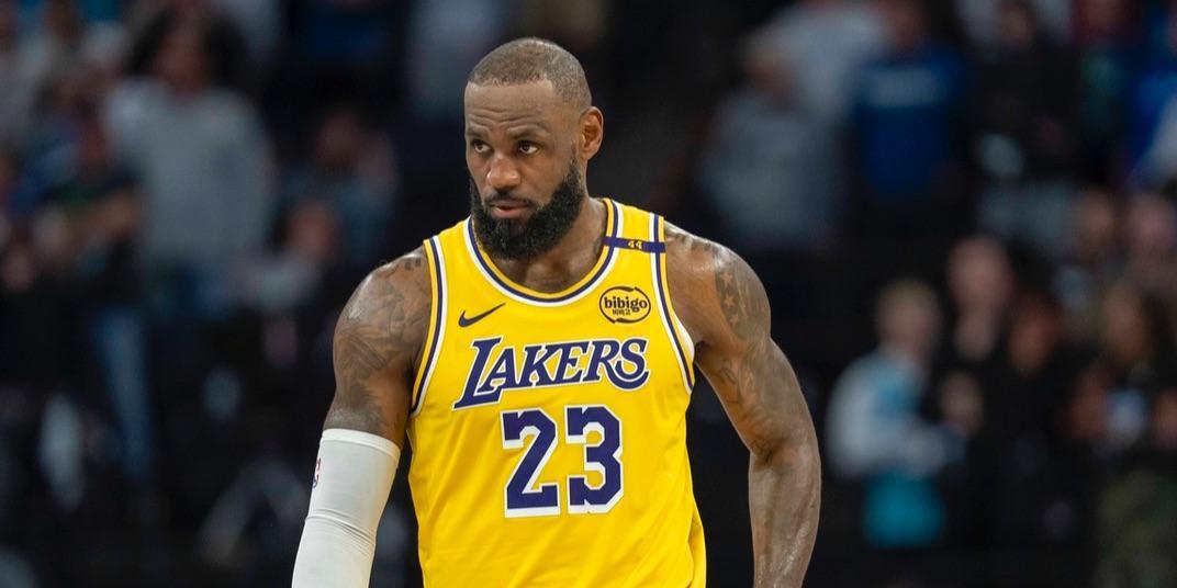 旧将：除了詹姆斯，我的最强队友是字母哥！