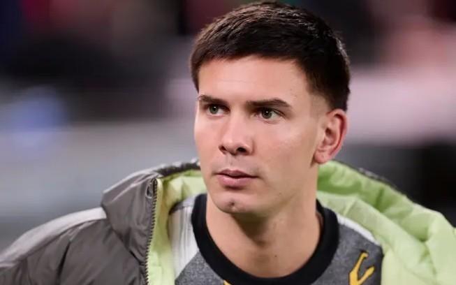 马卡:那不勒斯想租借马斯坦托诺,但被皇马拒绝